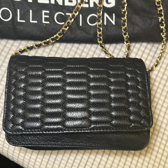 Aimee Kestenberg Black Leather Quilted Purse with Chain Strap - Picture 2 of 4